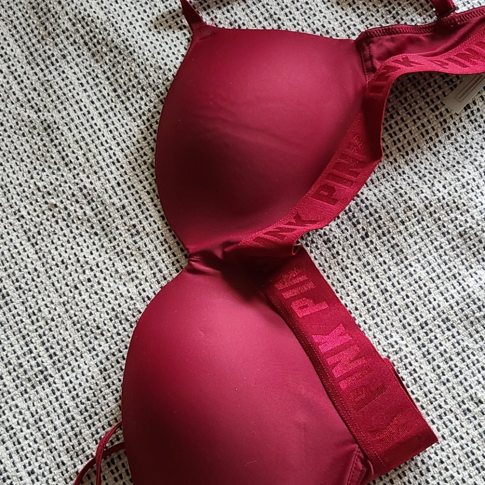 PINK Victoria 's Secret Bra 32D